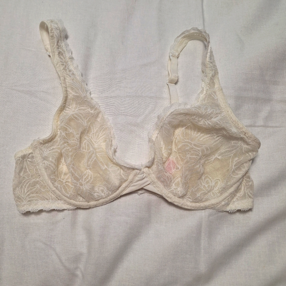 Xhilaration Like New Lace Bra